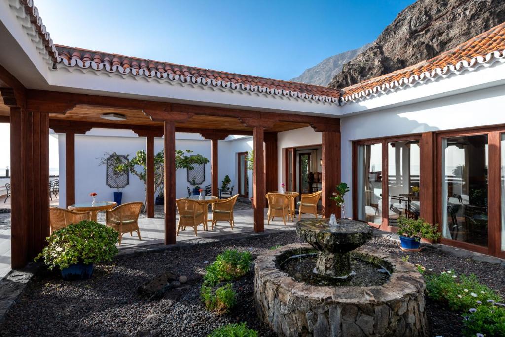 El Parador de El Hierro interior architecture